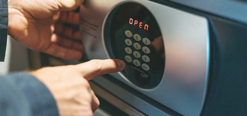 Cash Safe Openers in Elmwood Park, Illinois