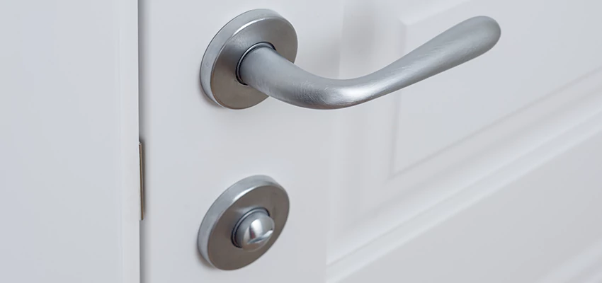 Single-Occupancy Restroom Locks Repair in Elmwood Park, Illinois