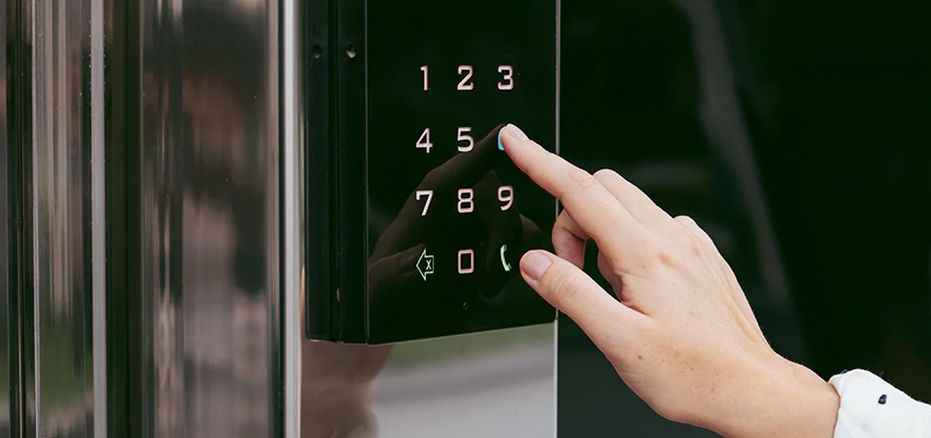 Keyless Door Entry System in Elmwood Park, IL